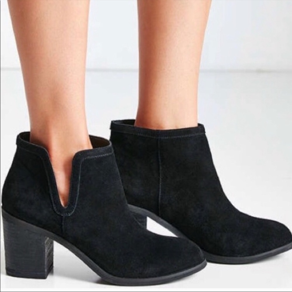 Urban outfitters black booties